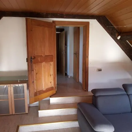 Bright, Sunny On The Farm Apartment